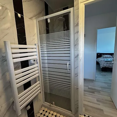 Apartman Le Phare Du Canal, Jardin Prive *