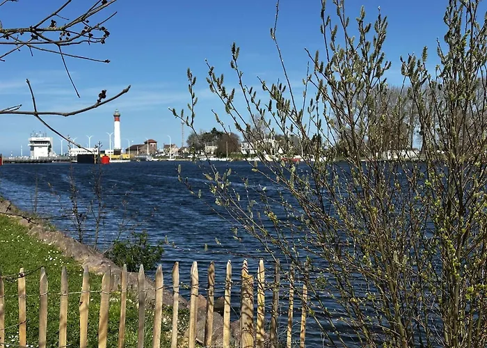 Le Phare Du Canal, Jardin Prive Apartament *