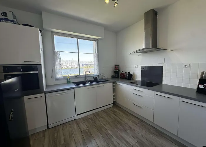 Le Phare Du Canal, Jardin Prive Apartament